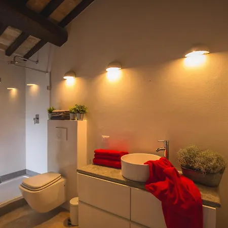 Villa Splendid In With Swimming Pool Preggio