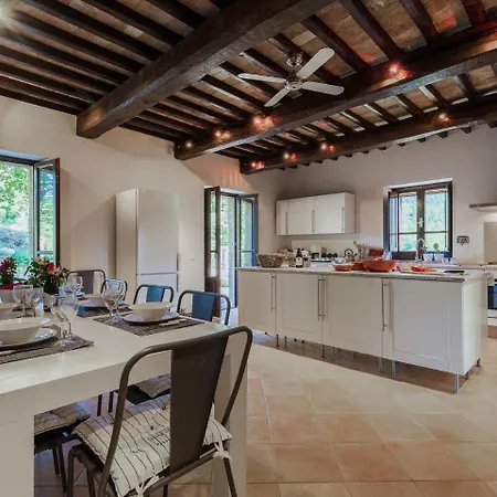 Villa Splendid In With Swimming Pool *