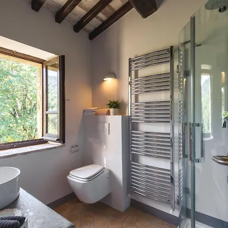 Splendid In With Swimming Pool * Preggio