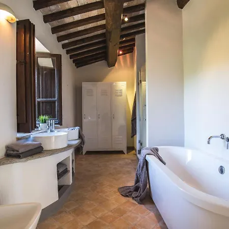 Villa Splendid In With Swimming Pool Preggio
